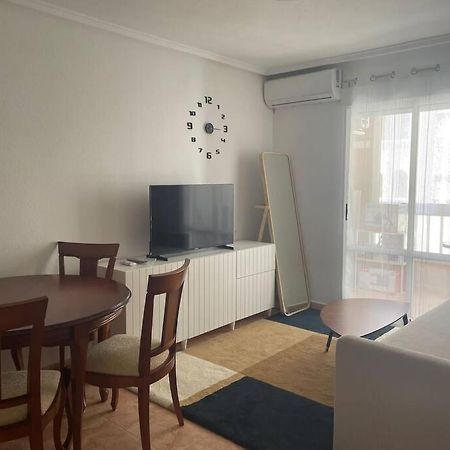 Cozy Apartment 5 Mins To Beach Torrevieja Exteriér fotografie