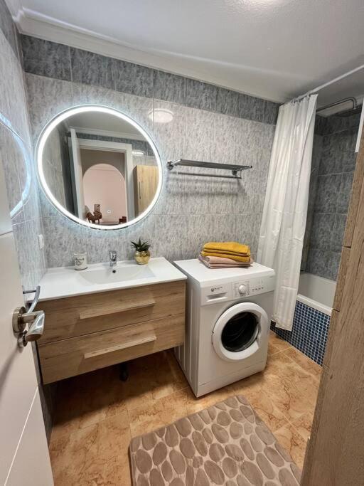 Cozy Apartment 5 Mins To Beach Torrevieja Exteriér fotografie