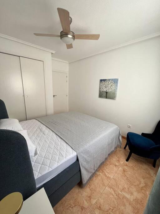 Cozy Apartment 5 Mins To Beach Torrevieja Exteriér fotografie